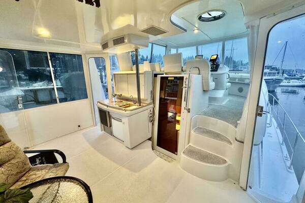 Carver 500 Cockpit Motor Yacht Yacht For Sale