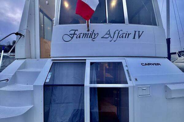 Carver 500 Cockpit Motor Yacht Yacht For Sale