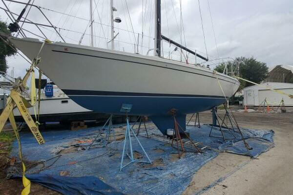 Seayonce 32ft Ericson Yacht For Sale