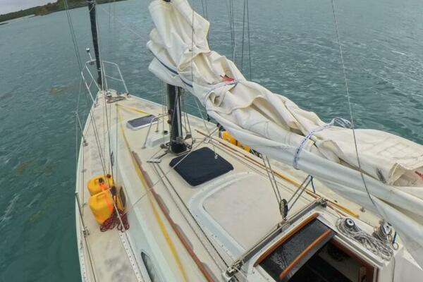 Seayonce 32ft Ericson Yacht For Sale