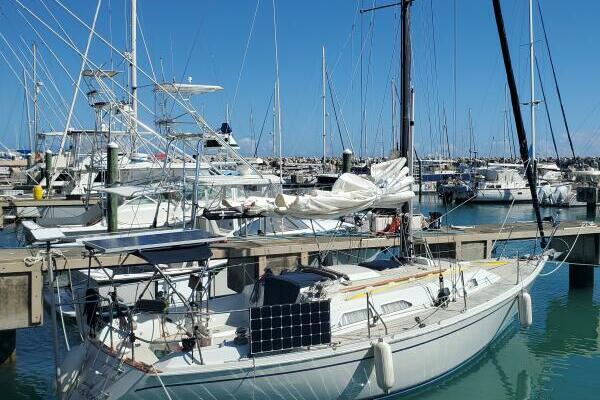 Seayonce 32ft Ericson Yacht For Sale