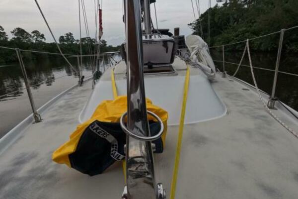 Seayonce 32ft Ericson Yacht For Sale