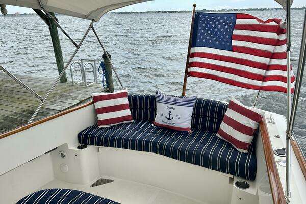 Hinckley 36 EP Yacht For Sale