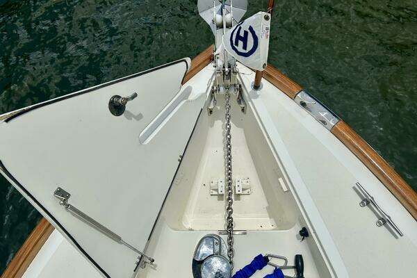 Hinckley 36 EP Yacht For Sale