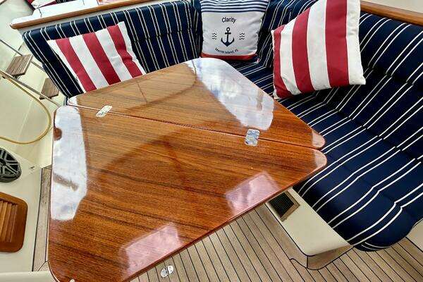 Hinckley 36 EP Yacht For Sale