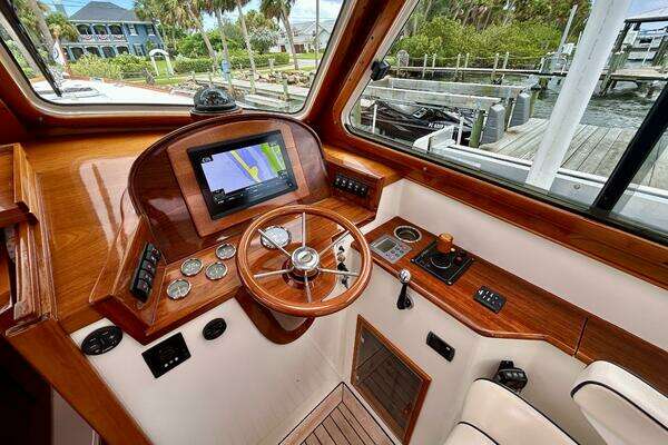 Hinckley 36 EP Yacht For Sale