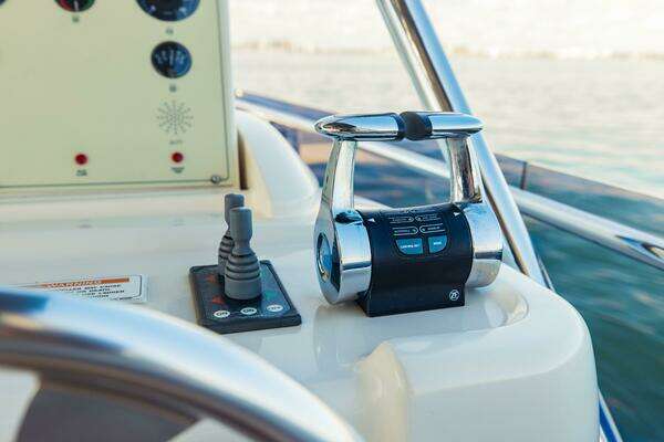 Ferretti Yachts 750 Yacht For Sale