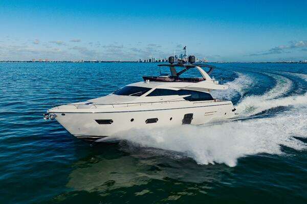 Ferretti Yachts 750 Yacht For Sale