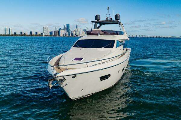 Ferretti Yachts 750 Yacht For Sale
