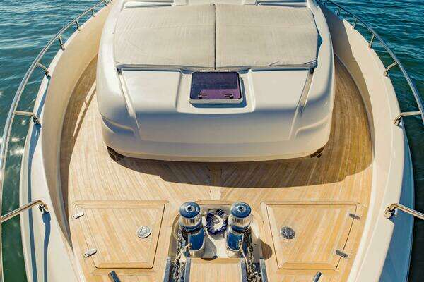 Ferretti Yachts 750 Yacht For Sale