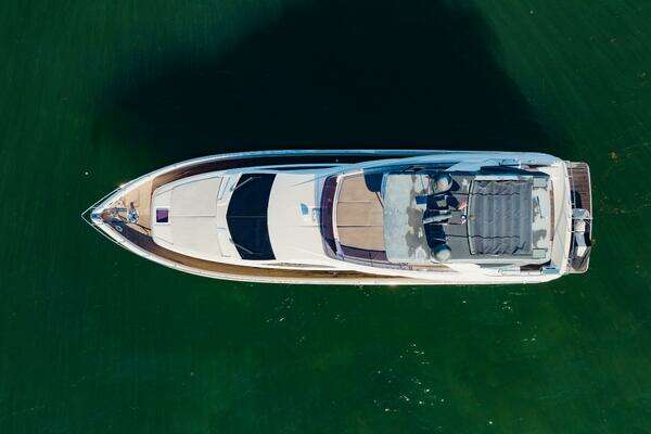 Ferretti Yachts 750 Yacht For Sale
