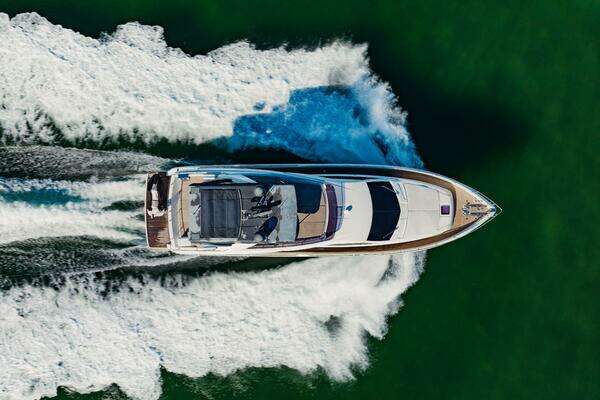 Ferretti Yachts 750 Yacht For Sale