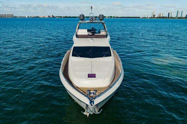 Ferretti Yachts 750 Yacht For Sale