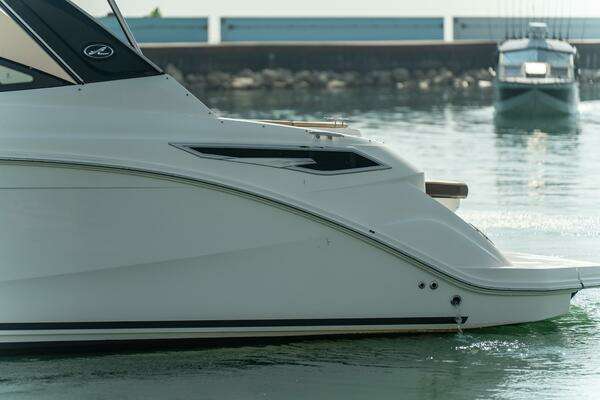 Sea Ray 320 Sundancer Yacht For Sale