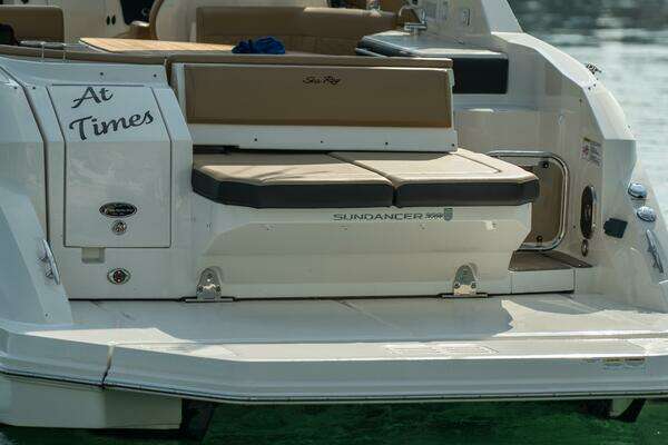 Sea Ray 320 Sundancer Yacht For Sale