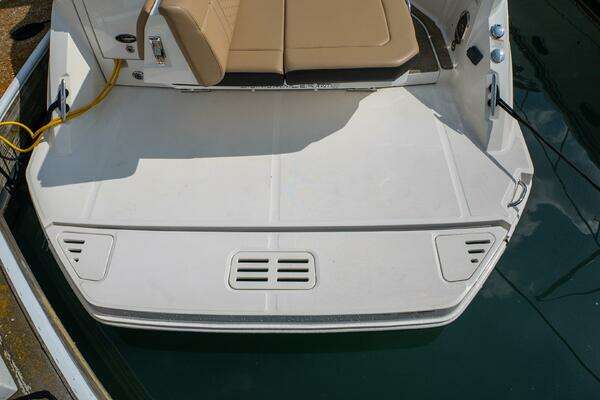 Sea Ray 320 Sundancer Yacht For Sale