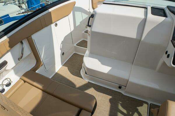 Sea Ray 320 Sundancer Yacht For Sale