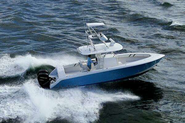 Bahama CC Yacht For Sale