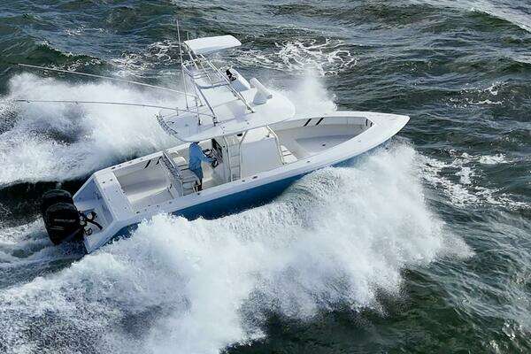 Bahama CC Yacht For Sale