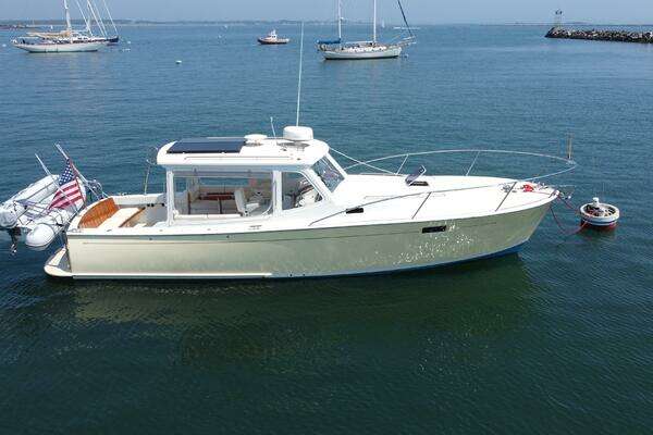 MJM 34z Yacht For Sale