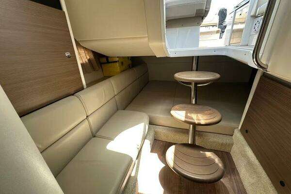 Formula 350 Crossover Bowrider Yacht For Sale