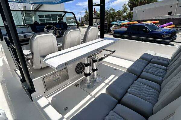 Axopar 37 Sun Top Yacht For Sale