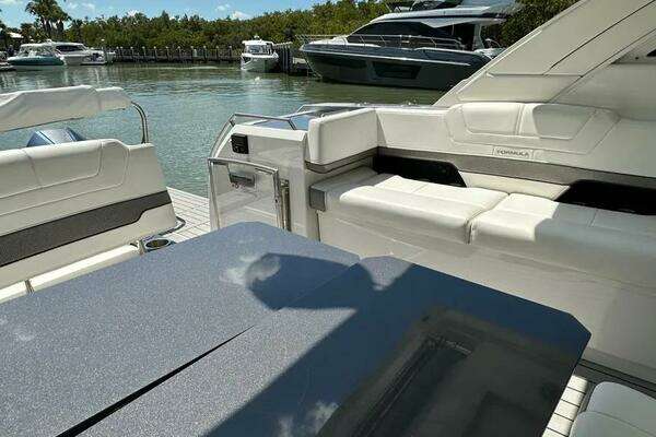 Formula 380 SSC Yacht For Sale