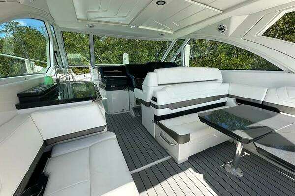 Formula 380 SSC Yacht For Sale