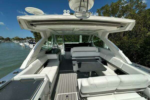Formula 380 SSC Yacht For Sale