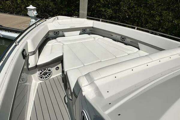 Formula 380 SSC Yacht For Sale