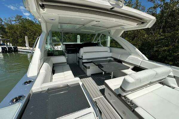 Formula 380 SSC Yacht For Sale