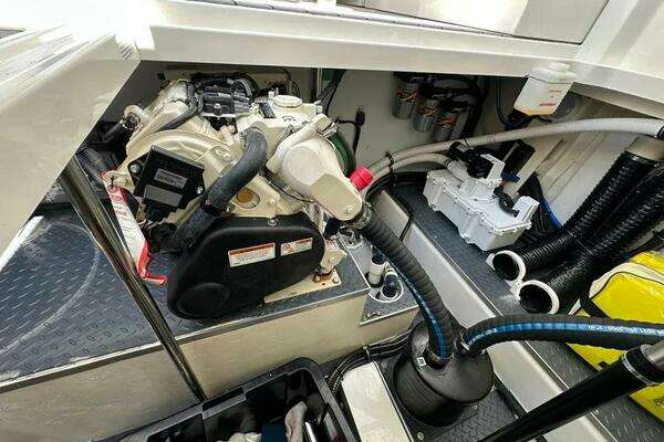 Formula 380 SSC Yacht For Sale