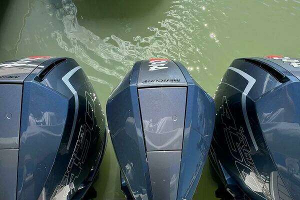 Formula 380 SSC Yacht For Sale