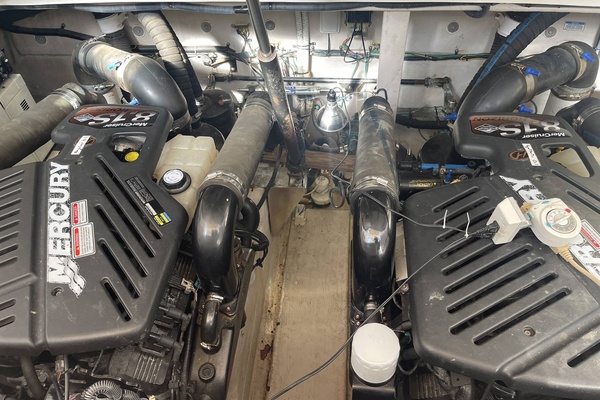 Liquidated 36ft Sea Ray Yacht For Sale