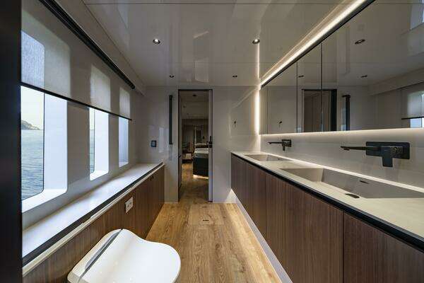 Sunreef Power Catamaran Yacht For Sale