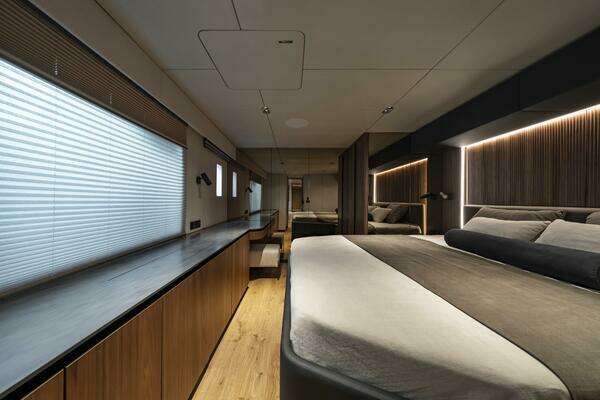 Sunreef Power Catamaran Yacht For Sale