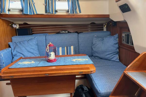First Light 30ft Nonsuch Yacht For Sale First Light 30ft Nonsuch Yacht For Sale