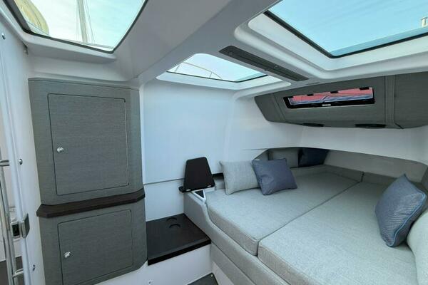 Stock 20 37ft Axopar Yacht For Sale