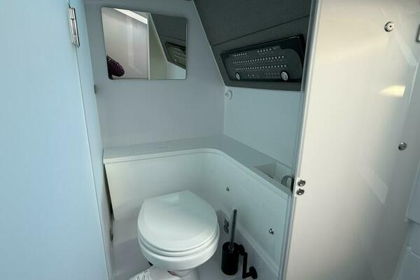 Stock 20 37ft Axopar Yacht For Sale