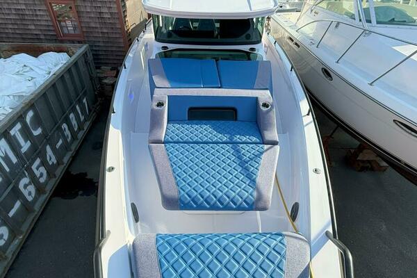 Stock 20 37ft Axopar Yacht For Sale