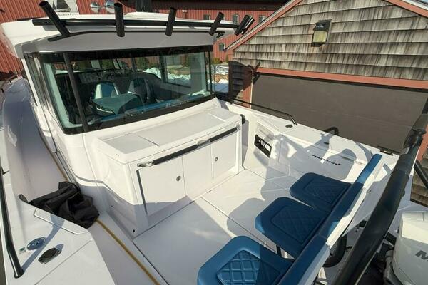 Stock 20 37ft Axopar Yacht For Sale