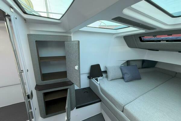 Stock 20 37ft Axopar Yacht For Sale