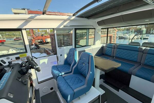 Stock 20 37ft Axopar Yacht For Sale