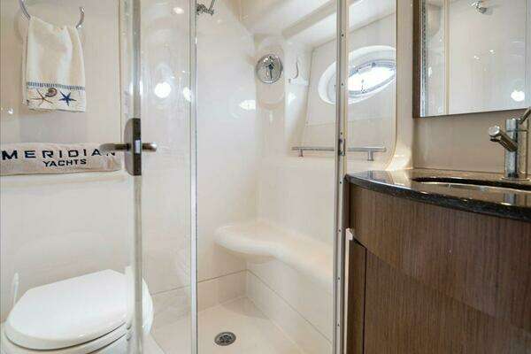Meridian 441 Sedan Yacht For Sale