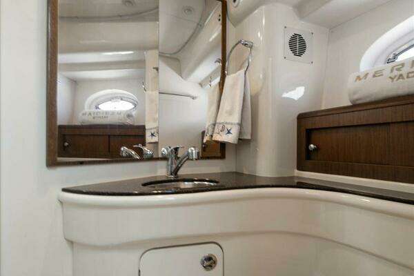 Meridian 441 Sedan Yacht For Sale