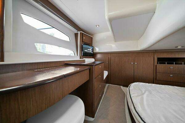 Meridian 441 Sedan Yacht For Sale