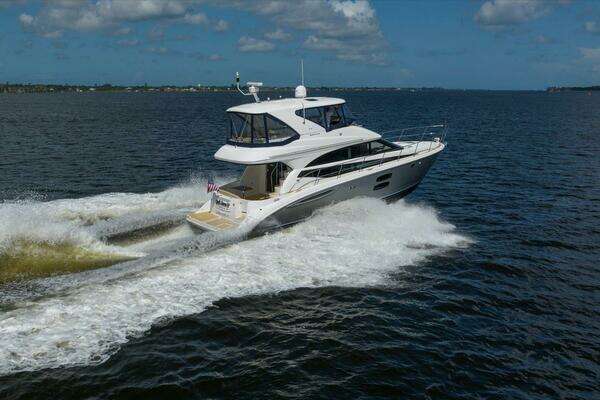Meridian 441 Sedan Yacht For Sale