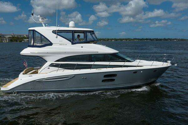 Meridian 441 Sedan Yacht For Sale