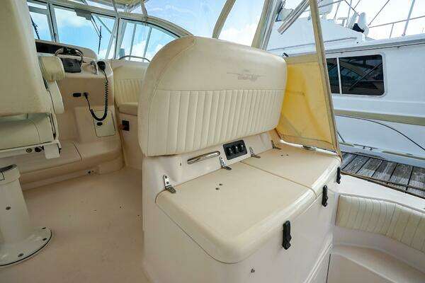 Grady-White Express 360 Yacht For Sale
