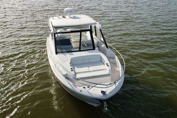 Regal 36 XO Yacht For Sale
